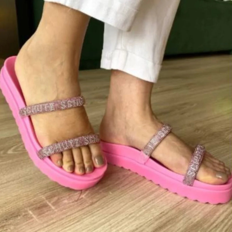 Sandalia feminina papete Sola baixa com brilhos rasteirinha flatform confortavel tiras de strass tendencia 2023